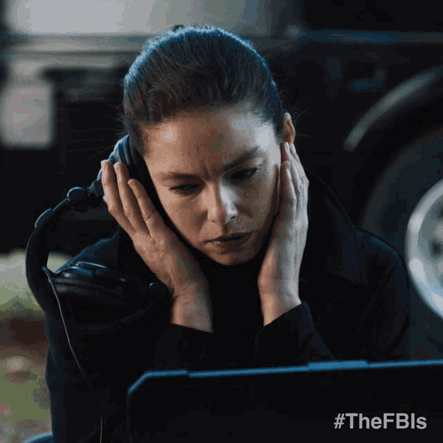 Show you're dialed in with this engaged listener GIF. Perfect for virtual stand-ups and remote team calls.